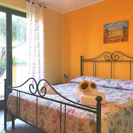 Baciati Dal Sole Apartment แซมโบรเน ภายนอก รูปภาพ