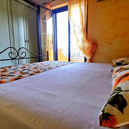 Baciati Dal Sole Apartment แซมโบรเน ภายนอก รูปภาพ